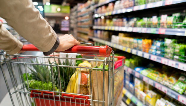 Comerțul cu amănuntul a scăzut în mai pentru a zecea lună la rând. Vânzările au coborât cu 4,7%