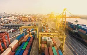 Investițiile străine depășesc 1,1 miliarde de euro în România. Deficitul extern se reduce