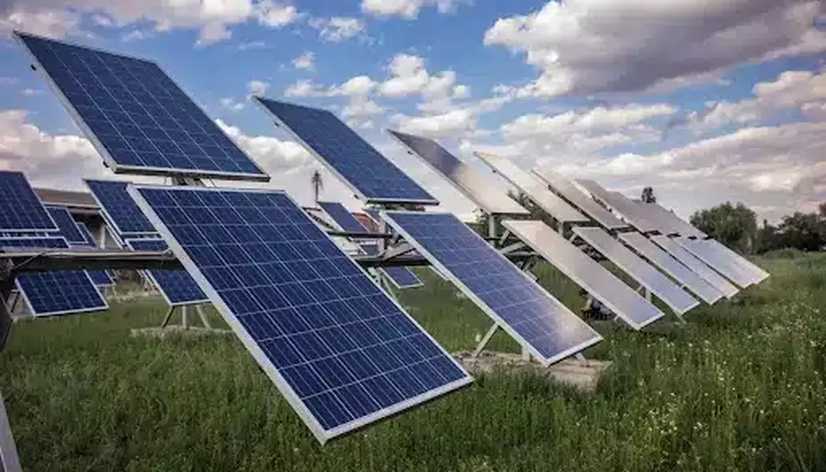Cel mai mare proiect fotovoltaic din Europa va fi în județul Arad. Investiția ajunge la un miliard de euro