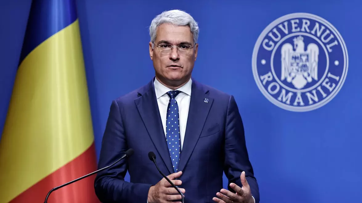 Noua grilă a salarizării ar putea majora salariile profesorilor, anunță Dragoș Pîslaru. Aplicarea este propusă din septembrie 2027