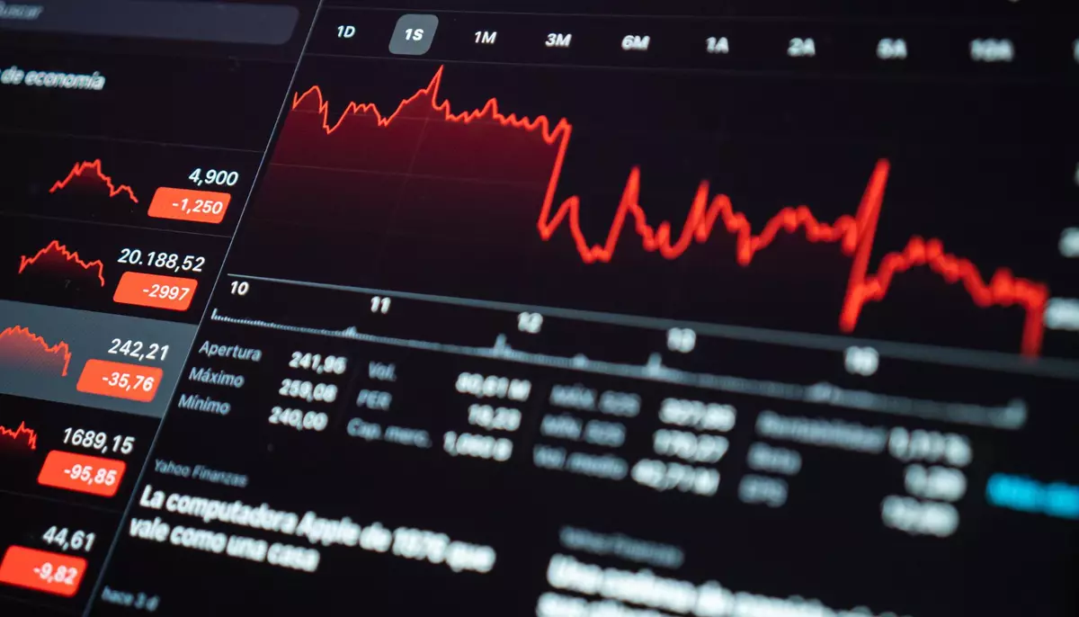 DeepSeek pregătește o nouă finanțare de 71 de miliarde de dolari și ia în calcul listarea la bursă. Compania accelerează investițiile în inteligența artificială