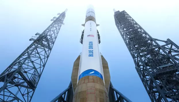 Blue Origin poate pierde 3 luni după explozia New Glenn. Întârzierea lovește planurile Amazon și NASA