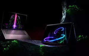 Lenovo plusează pe AI dincolo de gama premium. Noile modele Yoga, IdeaPad și IdeaCentre aduc funcții inteligente în mai multe segmente